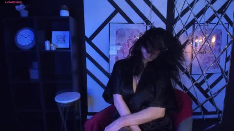 Anita online show from February 2025 04:06:01 AM