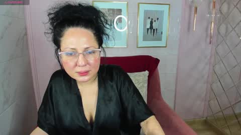 Anita online show from February 2025 11:34:02 PM