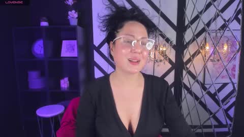 Anita online show from March 2025 11:01:02 PM