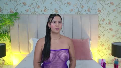 Dania Lpez online show from April 2026 12:03:02 PM