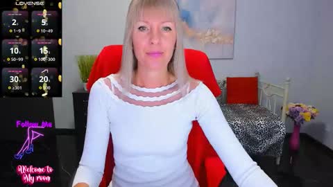 Anita online show from October 2025 06:14:01 AM
