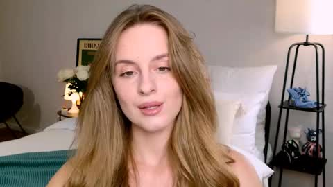 Anita online show from September 2025 02:06:02 PM