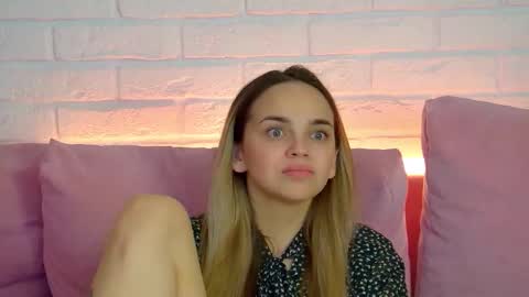 Snapshot of anitaventure chatting on September 2025 04:32:02 PM AnitaVenture online show from September 2025 04:32:02 PM