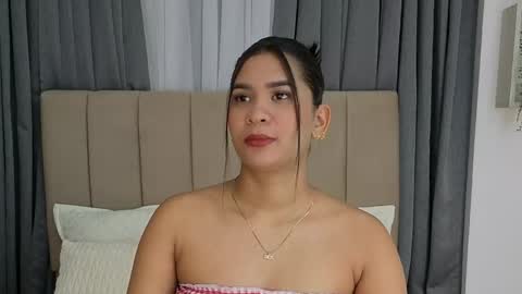 anittafoxx online show from May 2026 09:19:01 PM