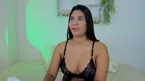 anittafoxx online show from July 2026 10:35:01 PM