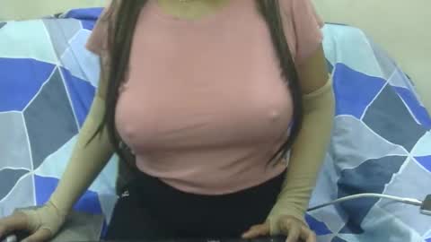 anjali_dogra786 online show from November 2025 08:37:01 AM