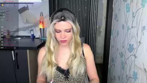 Snapshot of anjalin_sososok chatting on June 2026 03:13:01 AM anjalin_sososok online show from June 2026 03:13:01 AM