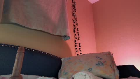 Anja or Ann - I answer to both online show from December 2024 08:36:02 PM