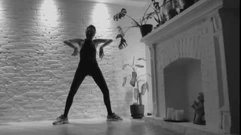 Anje online show from December 2024 10:01:01 PM