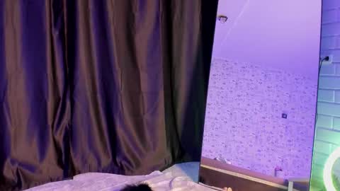 Angel online show from October 2025 06:17:01 PM