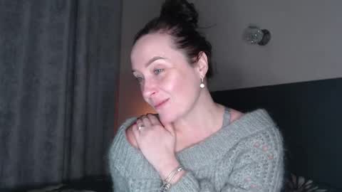 Snapshot of anjutka08 chatting on December 2025 04:36:02 PM anjutka08 online show from December 2025 04:36:02 PM