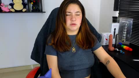 Only fans   online show from January 2025 04:33:02 PM