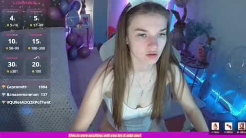 ann_woood online show from March 2026 08:03:01 PM