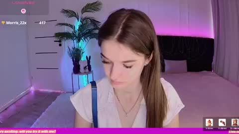 ann_woood online show from May 2026 04:04:01 PM