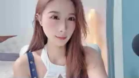Snapshot of anna188238 chatting on July 2026 05:03:02 AM anna188238 online show from July 2026 05:03:02 AM