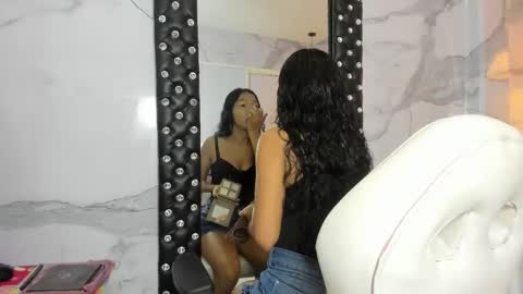 Ana  online show from October 2025 12:28:02 PM