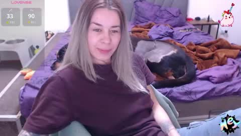 Anadirectgirl online show from April 2026 06:27:02 PM