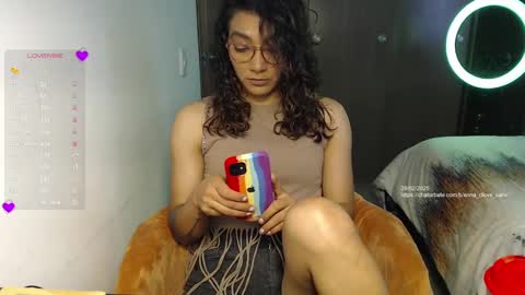 Anna online show from February 2025 04:10:02 PM