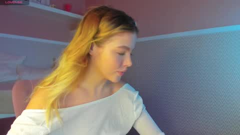 Anna online show from January 2025 01:20:02 AM