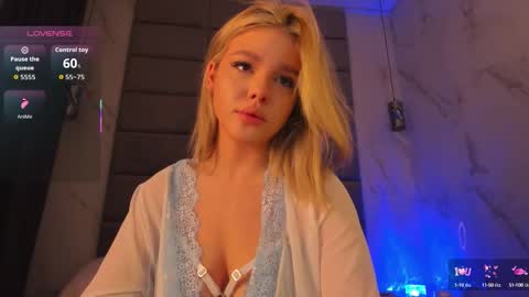 Anna online show from October 2025 01:39:03 AM