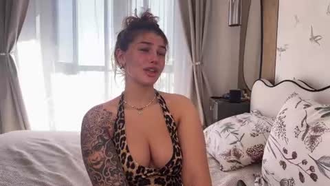 Snapshot of anna_six chatting on June 2026 03:20:02 AM Anna online show from June 2026 03:20:02 AM