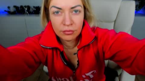 anna_snow9 online show from December 2025 06:32:02 AM