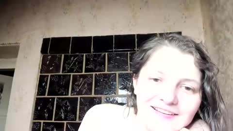 Snapshot of annaahcharm chatting on December 2024 09:06:02 AM annaahcharm online show from December 2024 09:06:02 AM