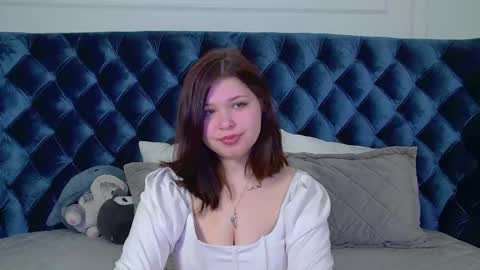 AnnaBanksy online show from April 2026 04:32:01 AM