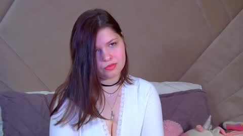 AnnaBanksy online show from May 2026 04:43:01 AM