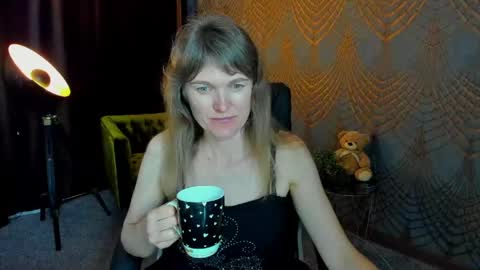 Snapshot of annabel_xxx chatting on May 2026 06:21:03 AM Annabel online show from May 2026 06:21:03 AM