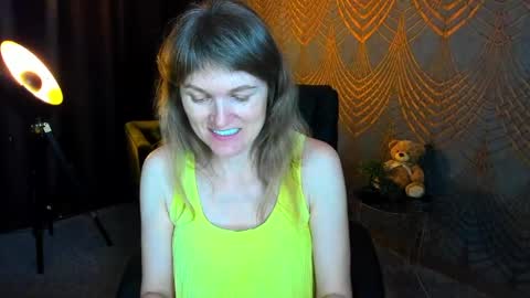 Snapshot of annabel_xxx chatting on May 2026 06:04:02 PM Annabel online show from May 2026 06:04:02 PM