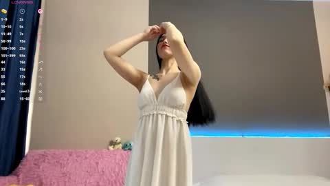 Aya  online show from November 2025 10:25:02 AM