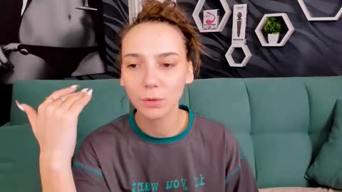 annabishop online show from February 2025 06:19:01 AM