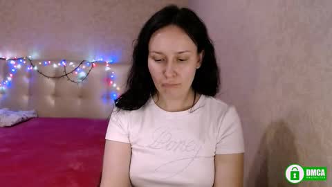 Anna online show from September 2025 11:26:01 PM