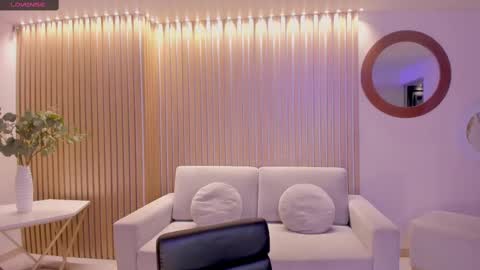 Anna Brooks  online show from February 2025 11:25:02 PM