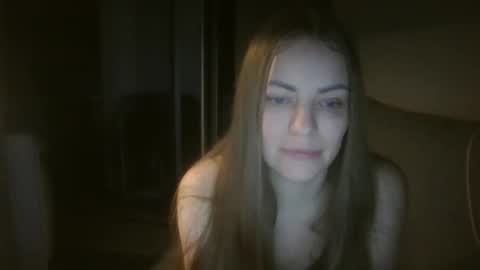 annadiamond1 online show from October 2025 08:32:02 PM