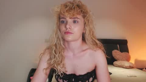 annaevv online show from April 2026 02:51:02 AM