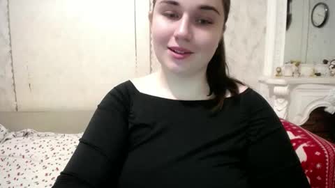 Snapshot of annagoldy3 chatting on April 2026 11:44:02 AM Anna online show from April 2026 11:44:02 AM