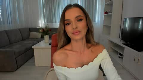 Snapshot of annaise_ chatting on April 2026 09:23:02 AM annaise online show from April 2026 09:23:02 AM
