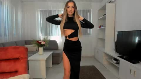 Snapshot of annaise_ chatting on May 2026 08:30:02 AM annaise online show from May 2026 08:30:02 AM