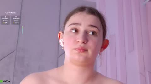 annanoir online show from March 2026 08:26:33 AM