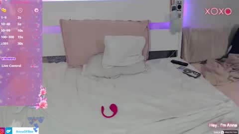 Snapshot of annaofbee chatting on September 2025 02:00:02 AM Anna online show from September 2025 02:00:02 AM