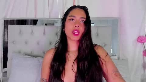 Anna online show from December 2024 06:17:01 PM