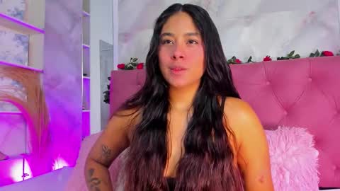 Anna online show from November 2025 04:38:01 PM