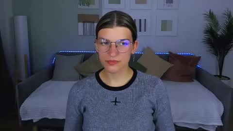 Im Anna online show from June 2026 08:37:01 AM
