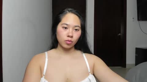 Anna online show from February 2025 05:22:02 PM