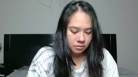 Anna online show from November 2025 05:06:02 AM