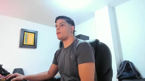 Anndy Hardy online show from January 2025 01:42:02 PM