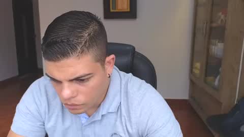 Anndy Hardy online show from September 2025 08:56:02 PM