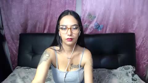 Anne online show from February 2025 01:41:02 AM